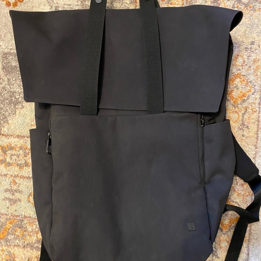 Lululemon Early Embark Backpack - Picture 2 of 8